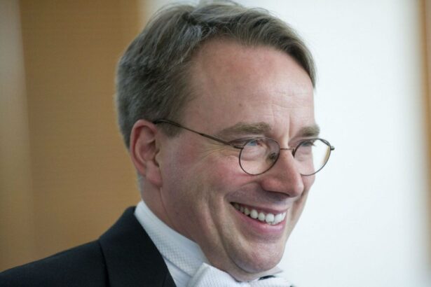 Linus Torvalds quer Linux no Apple Silicon