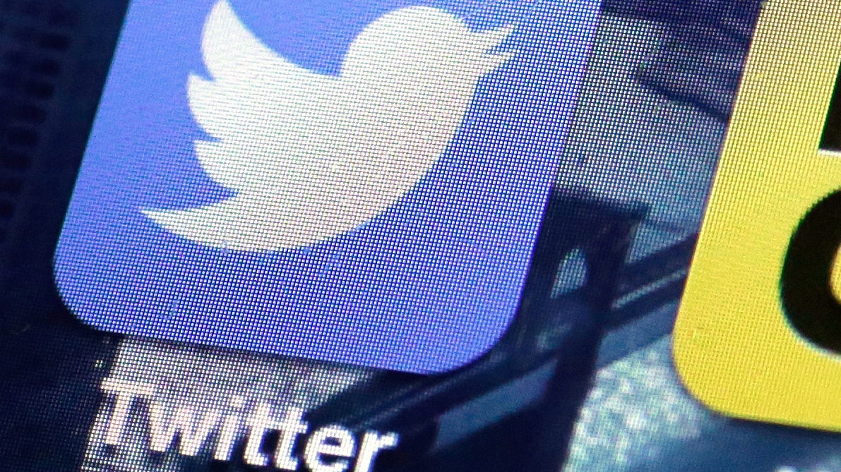 Twitter volta a ter contas invadidas após reclamação