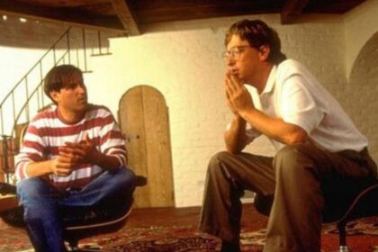 Para Bill Gates, Steve Jobs "lançou feitiços" para motivar os trabalhadores