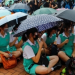 Manifestantes em Hong Kong usam aplicativos de mensagem offline