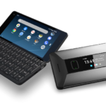 Cosmo Communicator de tela dupla e mistura Android, Linux, smartphone e computador