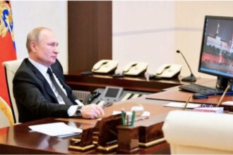 Vladimir Putin ainda usa o obsoleto Windows XP em seu escritório