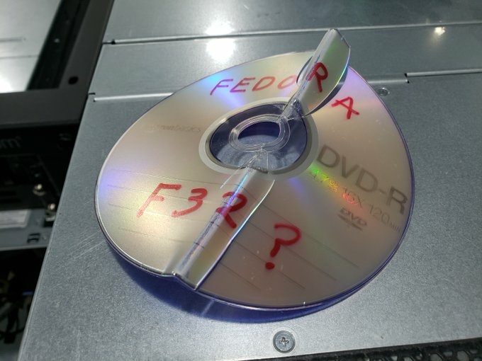 Fedora 32 deve aumentar a compactação SquashFS para mídia de instalação menor