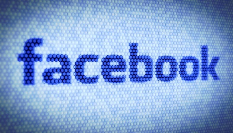 267 milhões de contas do Facebook são vendidas na Dark Web por US$ 500