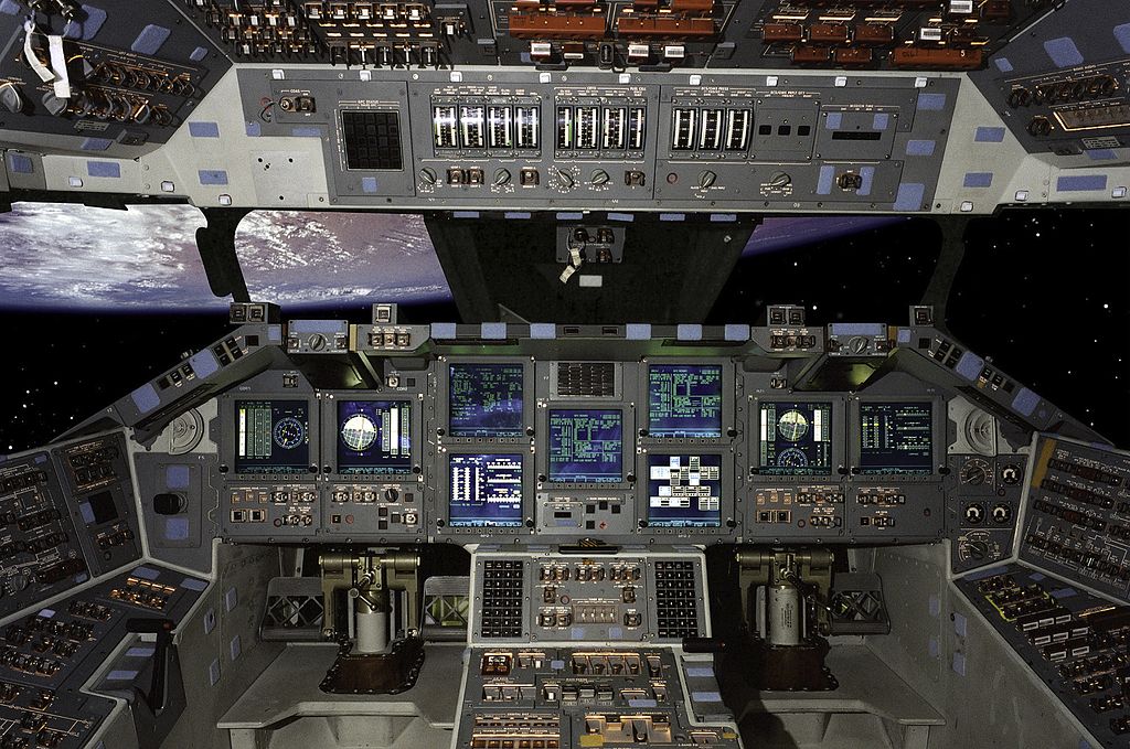 Astronautas da NASA estão prestes a pilotar uma nave espacial usando apenas telas touchscreen