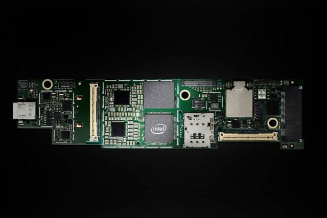 Intel lança os processadores Lakefield para dobráveis e laptops ultrafinos