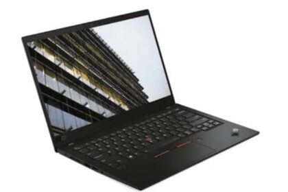 Conheça o primeiro laptop da Lenovo com Fedora, o ThinkPad X1 Carbon Gen 8