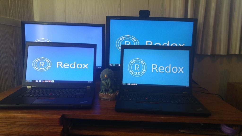 Lançados 4M Linux 35 e Redox OS 0.6