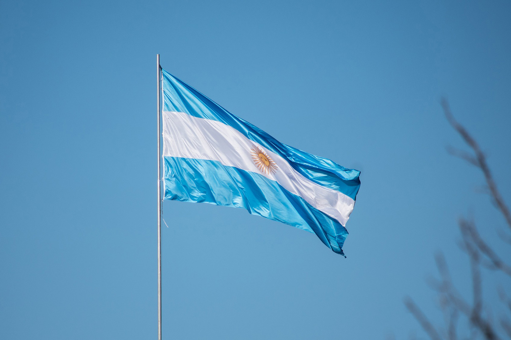 populacao-argentina-tem-dados-de-identidade-a-venda-na-darknet