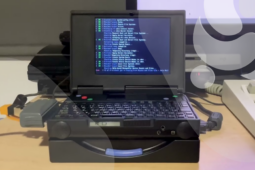 Que tal um IBM PalmTop com um Linux moderno?