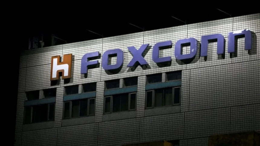 Foxconn investe US$ 500 milhões na Índia para iPhones e semicondutores