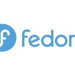 Imagem com fundo branco e logo do Fedora Linux ao centro