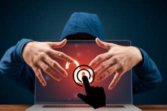 Clique aqui para falar com um hacker: como os ciberataques estão minando a confiança na autenticação multifator