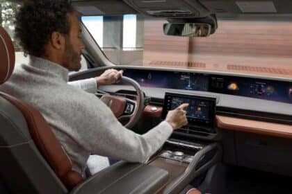 ford-e-lincoln-anunciam-sistema-operacional-para-carros
