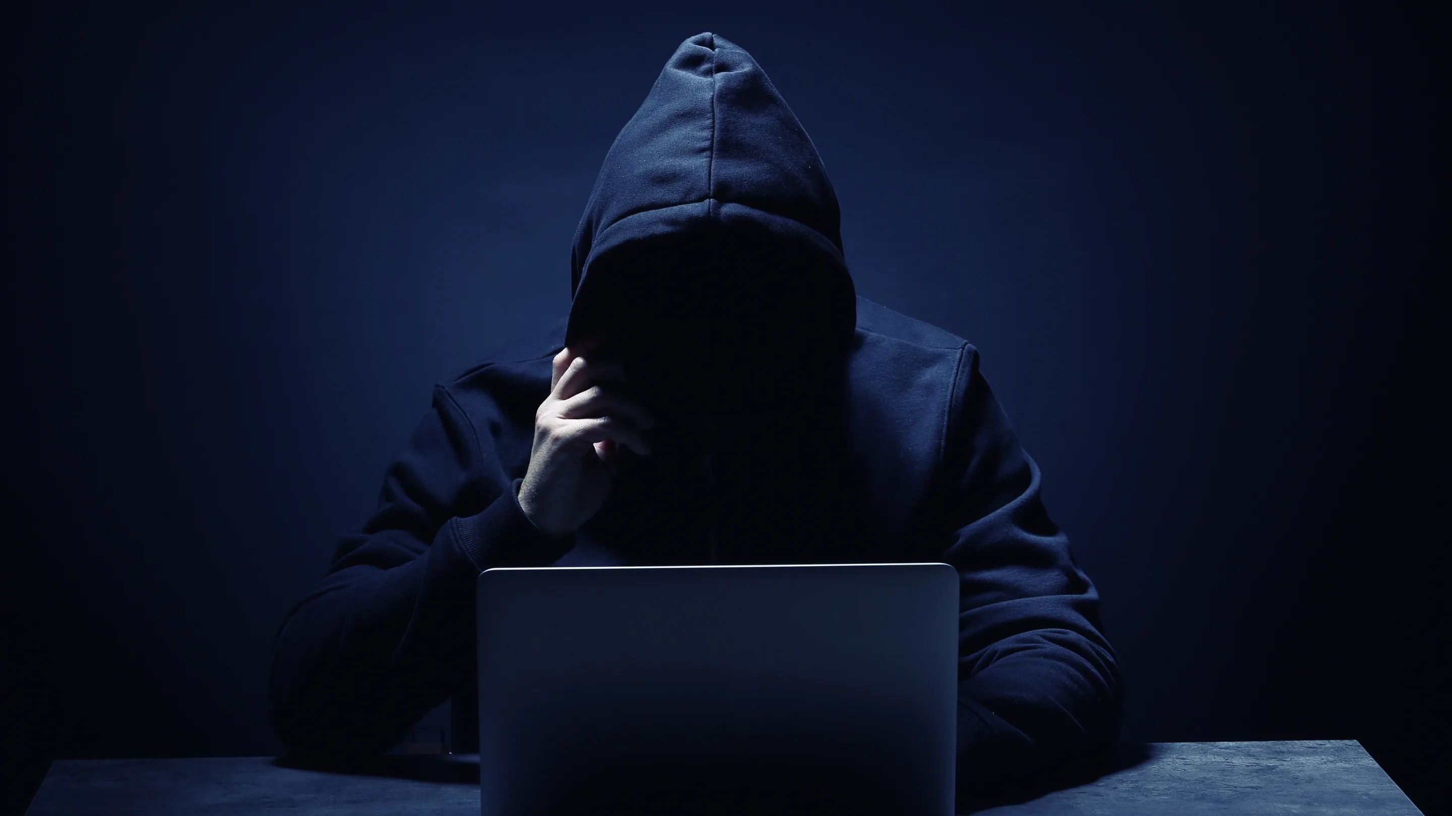 Grupo chinês explora falhas no Ivanti EPMM para invadir redes empresariais 2 Hacker